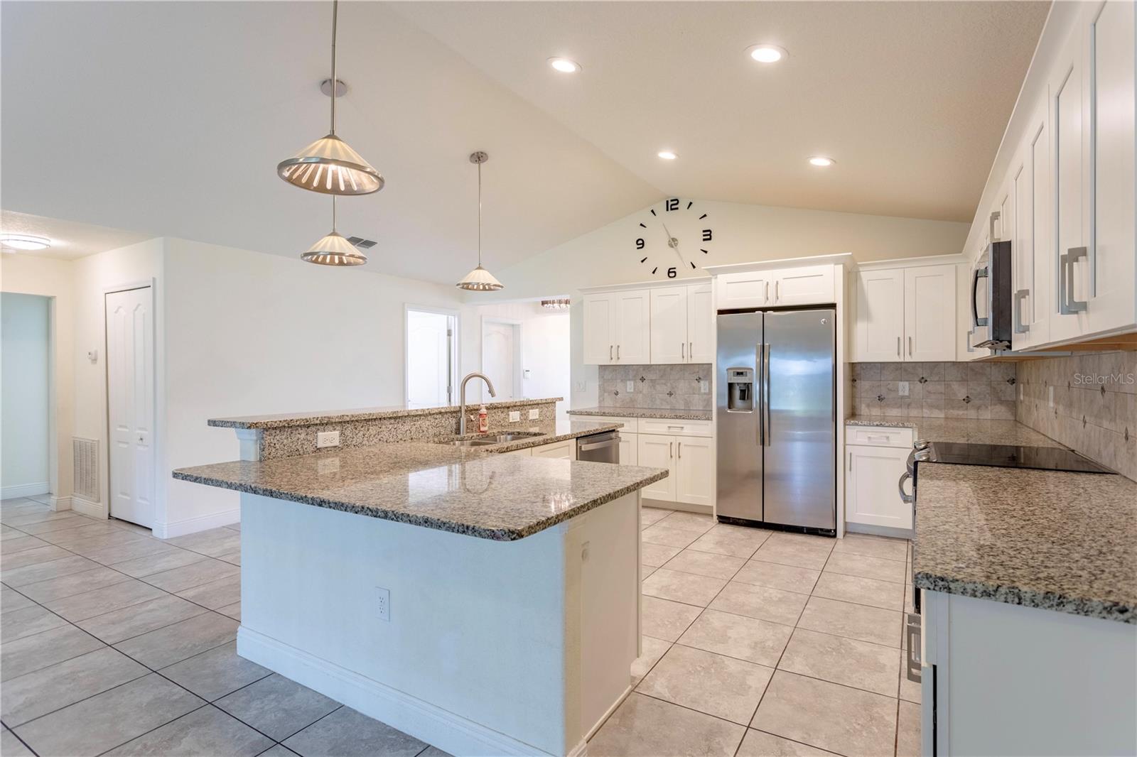 30505 ISLAND CLUB DR., DEER ISLAND, FL, 32778