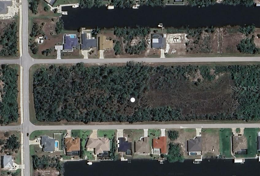 15617 HENNIPEN CIR, PORT CHARLOTTE, FL, 33981