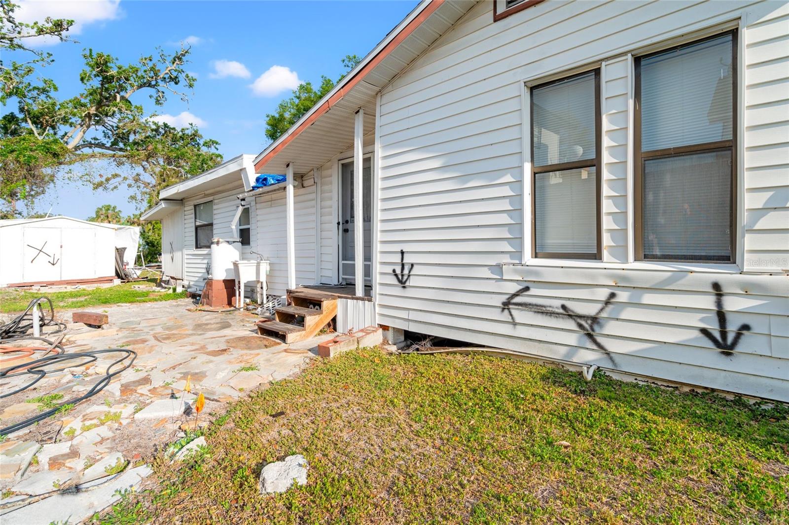 8615 JACKSON SPRINGS RD, TAMPA, FL, 33615