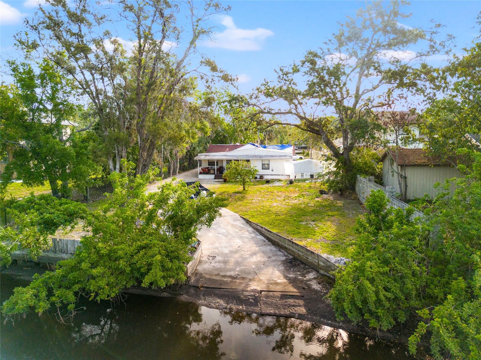 8615 JACKSON SPRINGS RD, TAMPA, FL, 33615