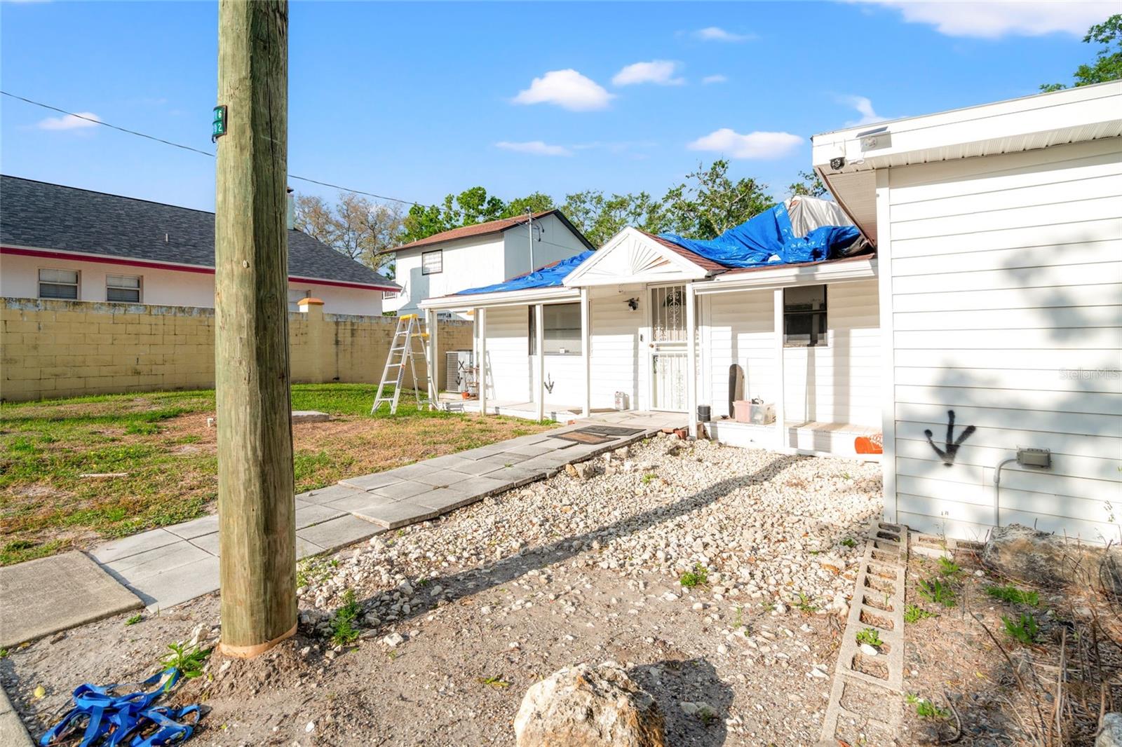 8615 JACKSON SPRINGS RD, TAMPA, FL, 33615