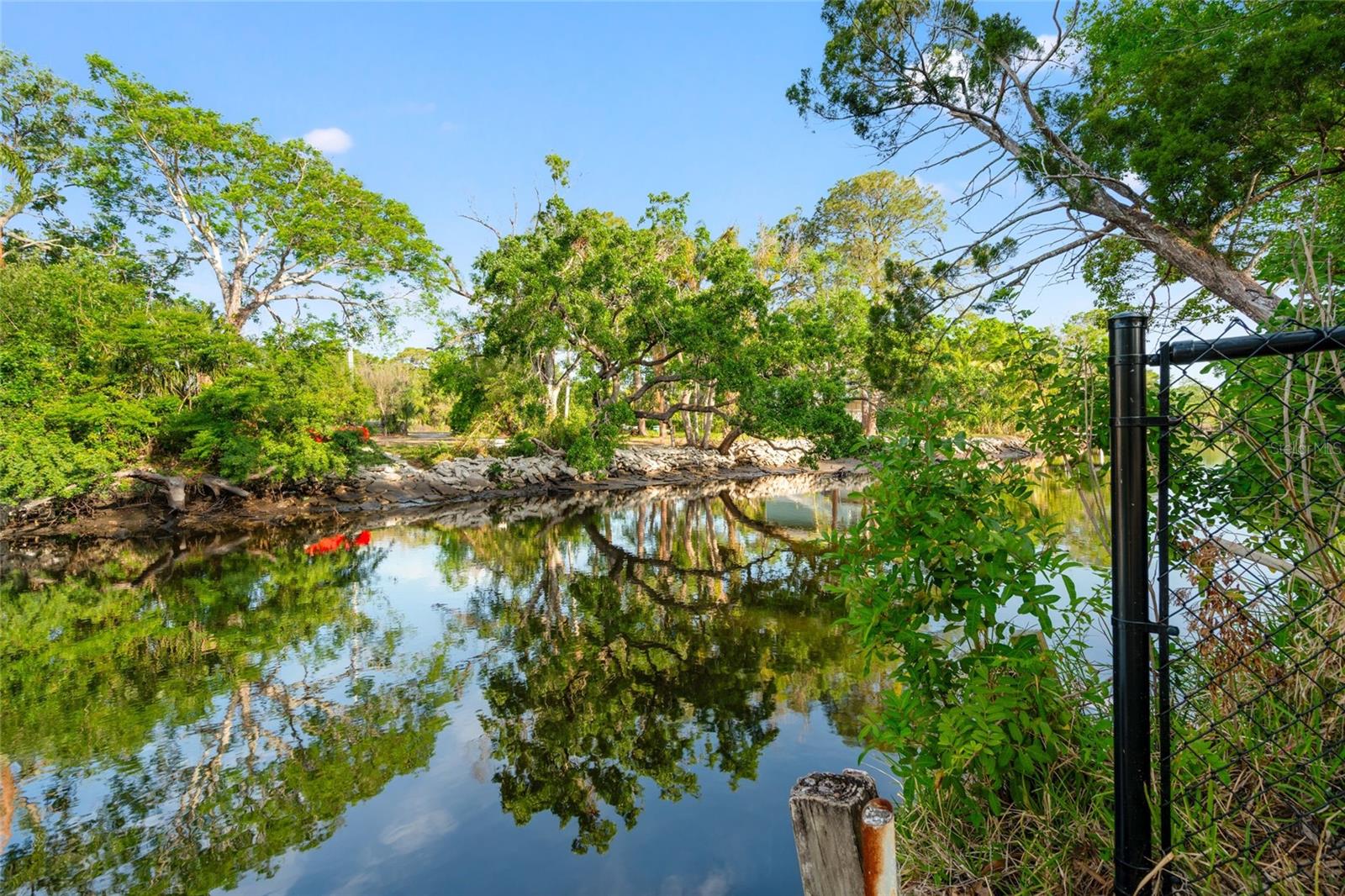 8615 JACKSON SPRINGS RD, TAMPA, FL, 33615