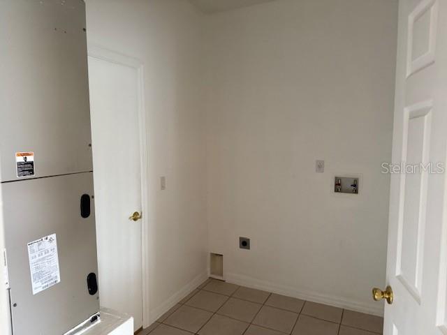 19 BISHOP LN, PALM COAST, FL, 32137