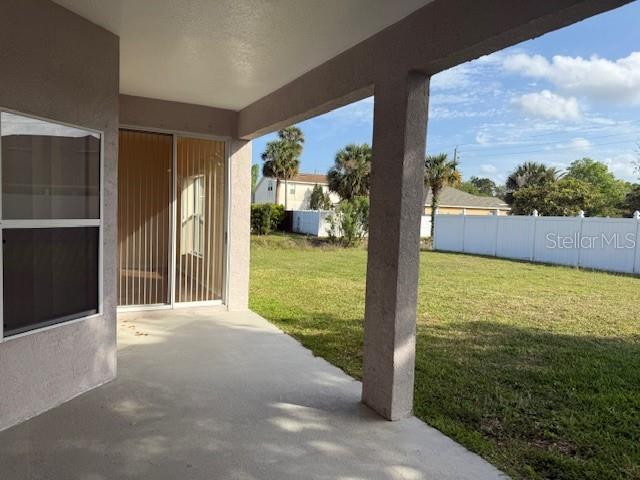 19 BISHOP LN, PALM COAST, FL, 32137