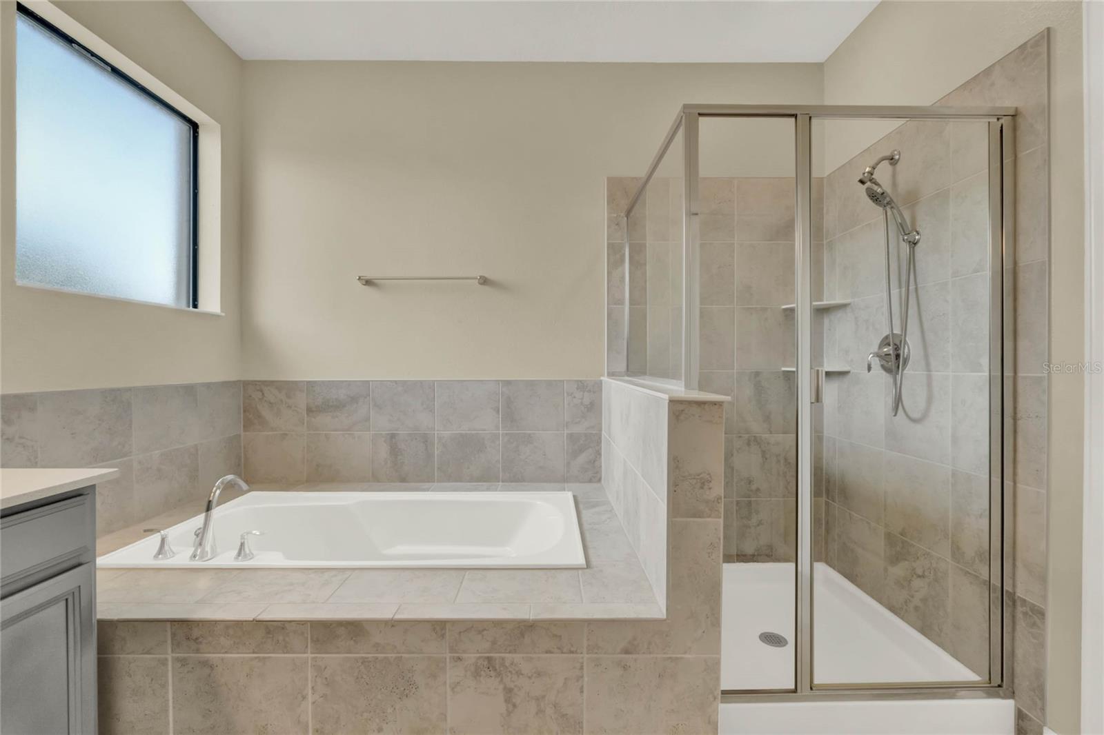 1212 PAYNE STEWART DR, DAVENPORT, FL, 33896