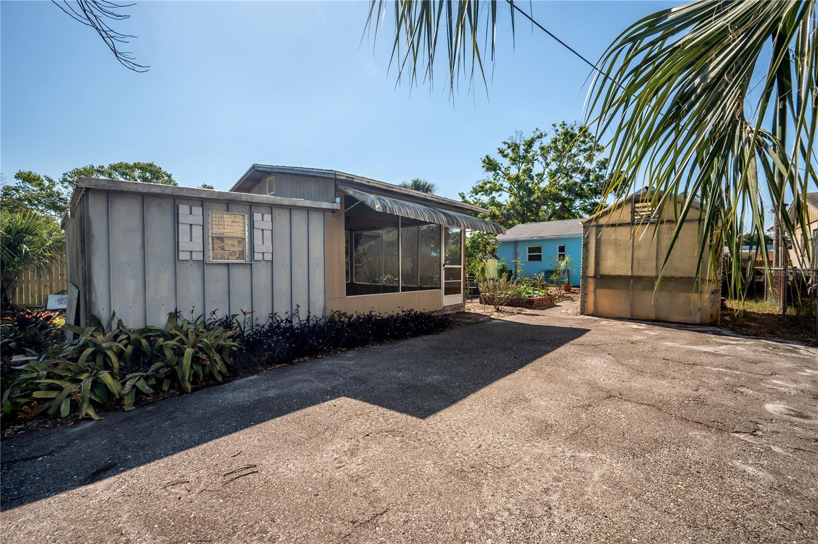 3811 44TH AVE N, ST PETERSBURG, FL, 33714