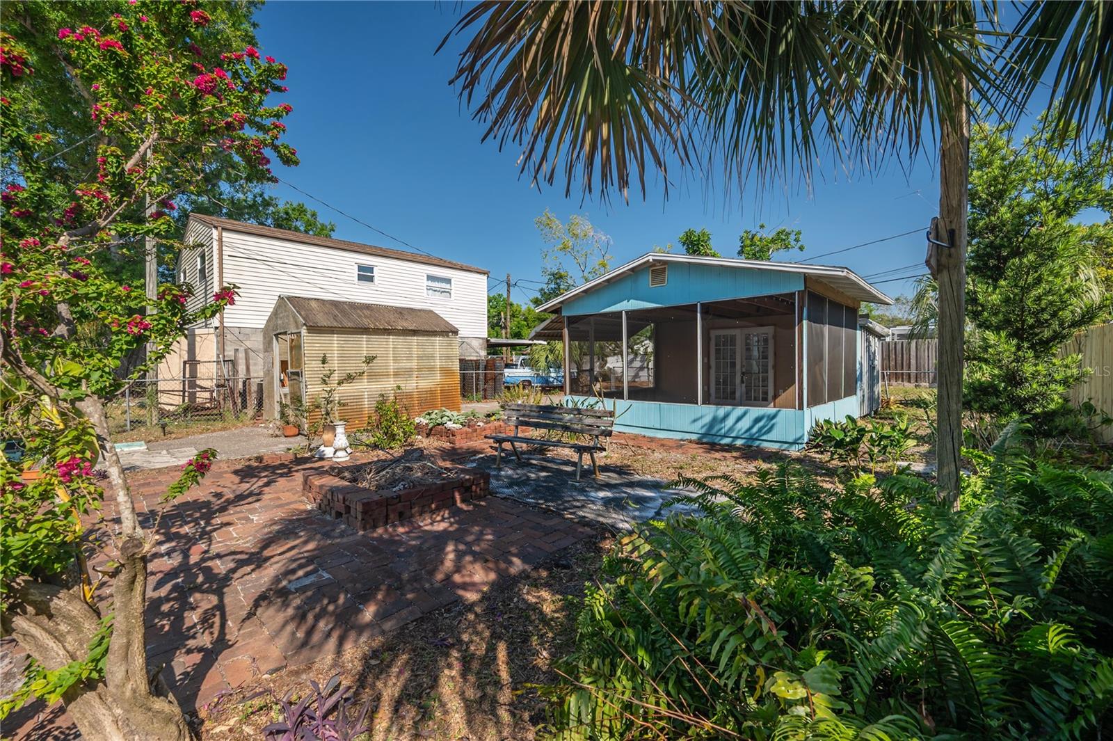 3811 44TH AVE N, ST PETERSBURG, FL, 33714