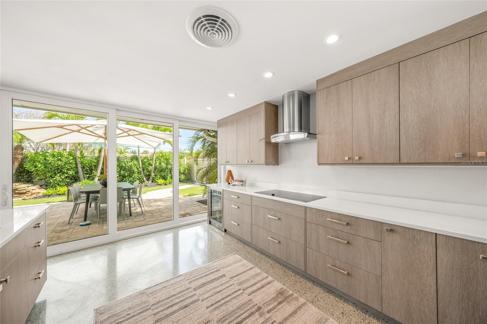 1186 CENTER PL, SARASOTA, FL, 34236