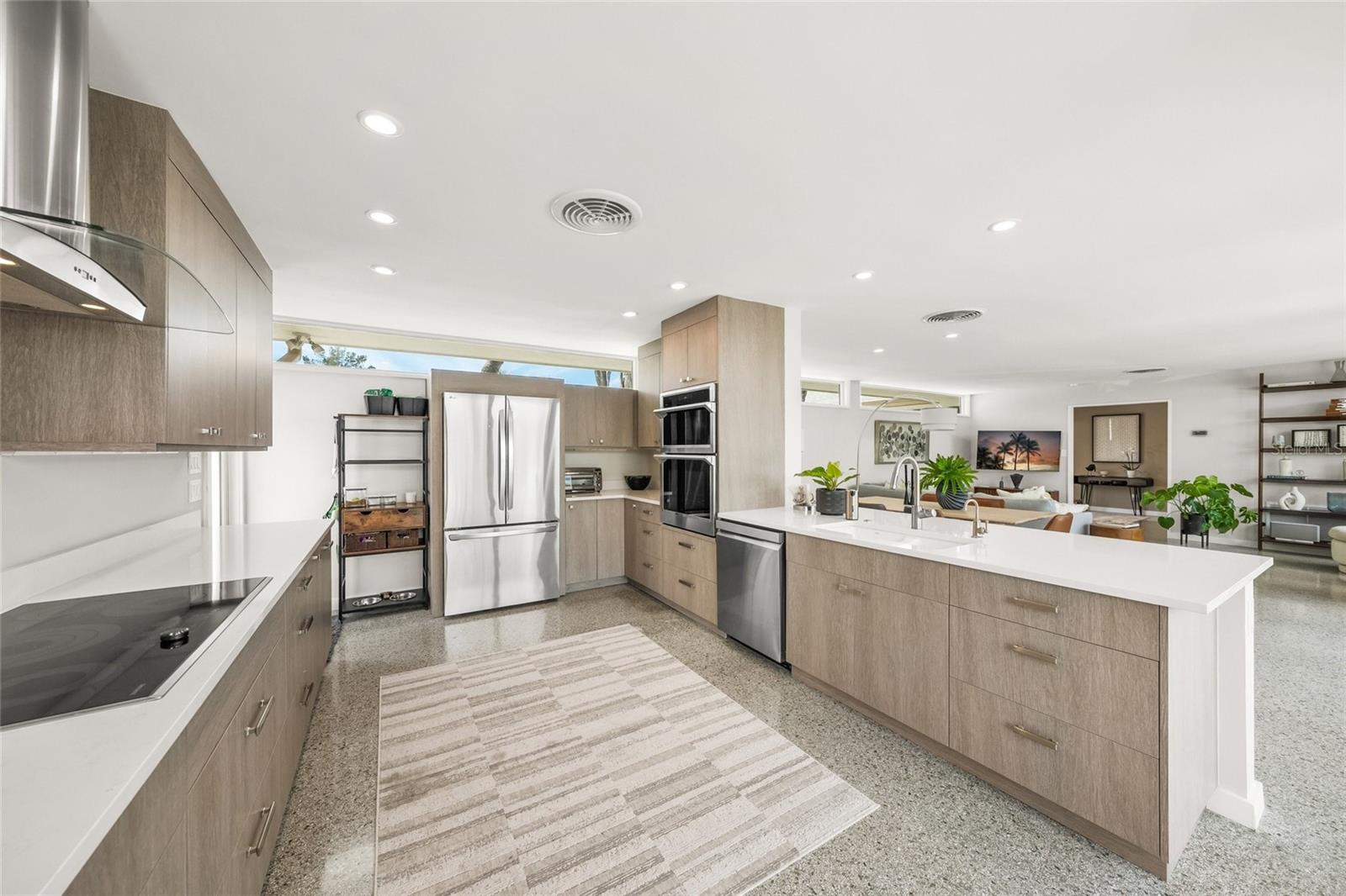 1186 CENTER PL, SARASOTA, FL, 34236