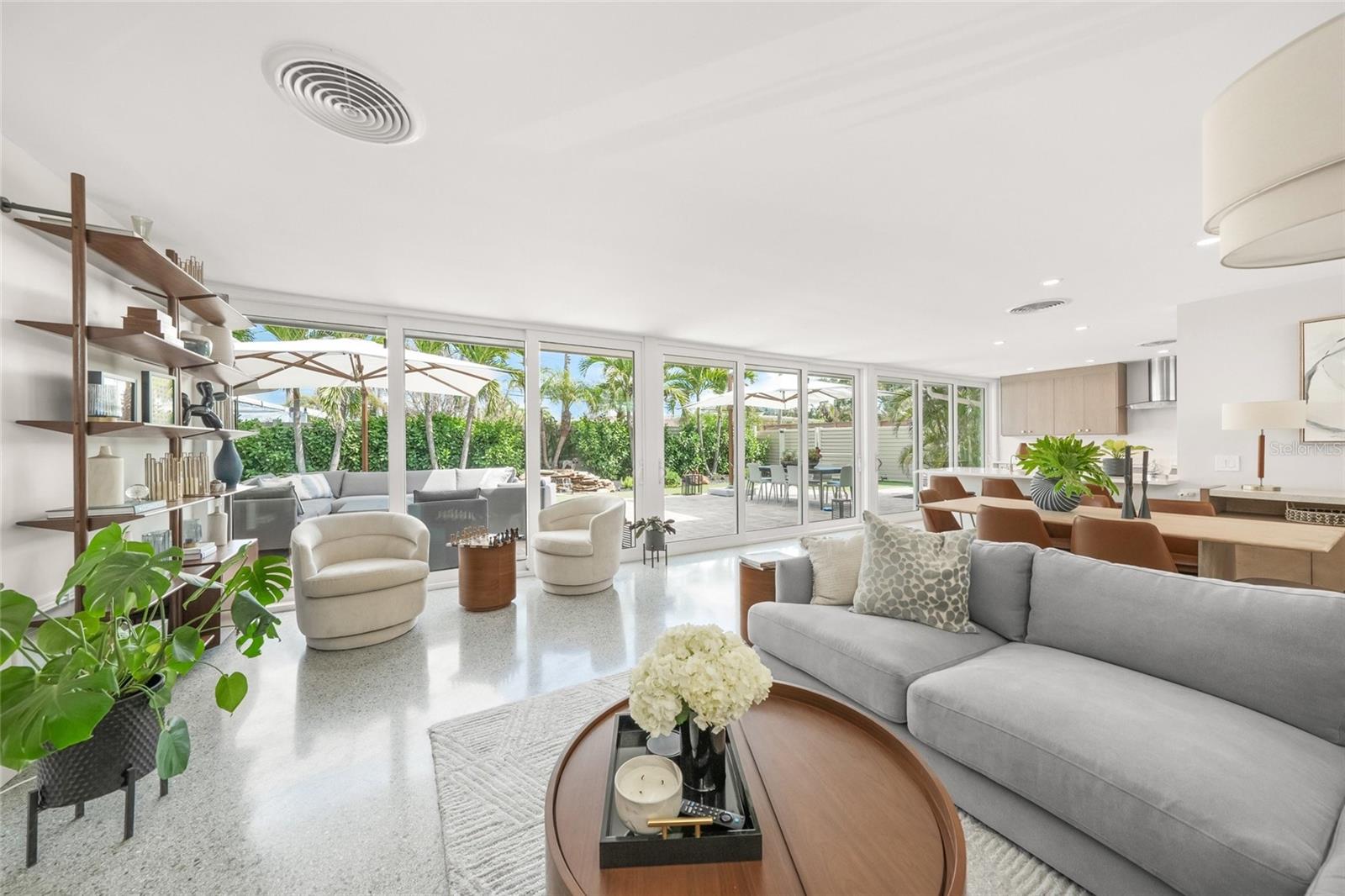 1186 CENTER PL, SARASOTA, FL, 34236