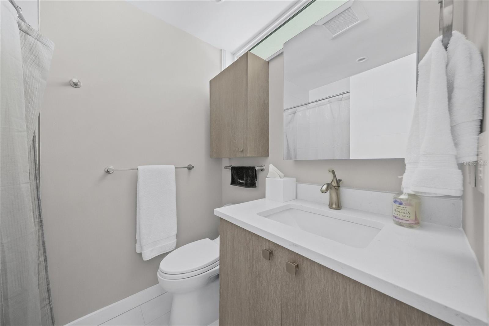 1186 CENTER PL, SARASOTA, FL, 34236