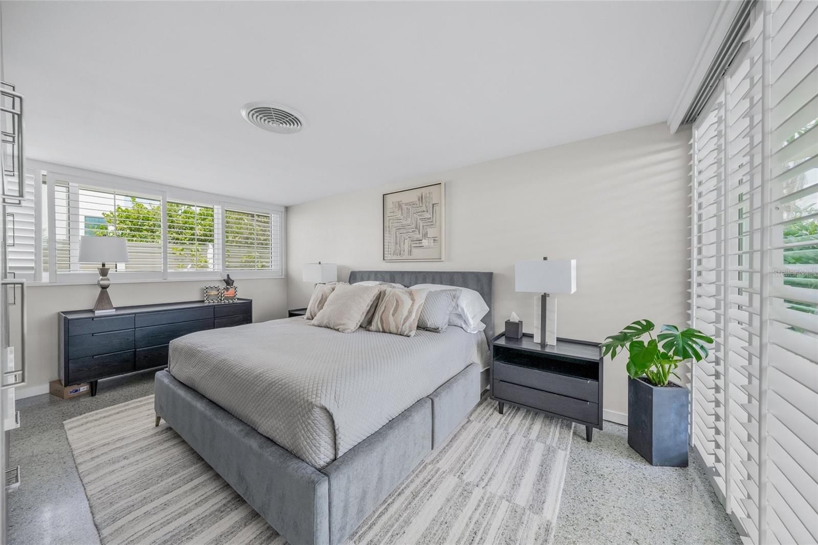 1186 CENTER PL, SARASOTA, FL, 34236