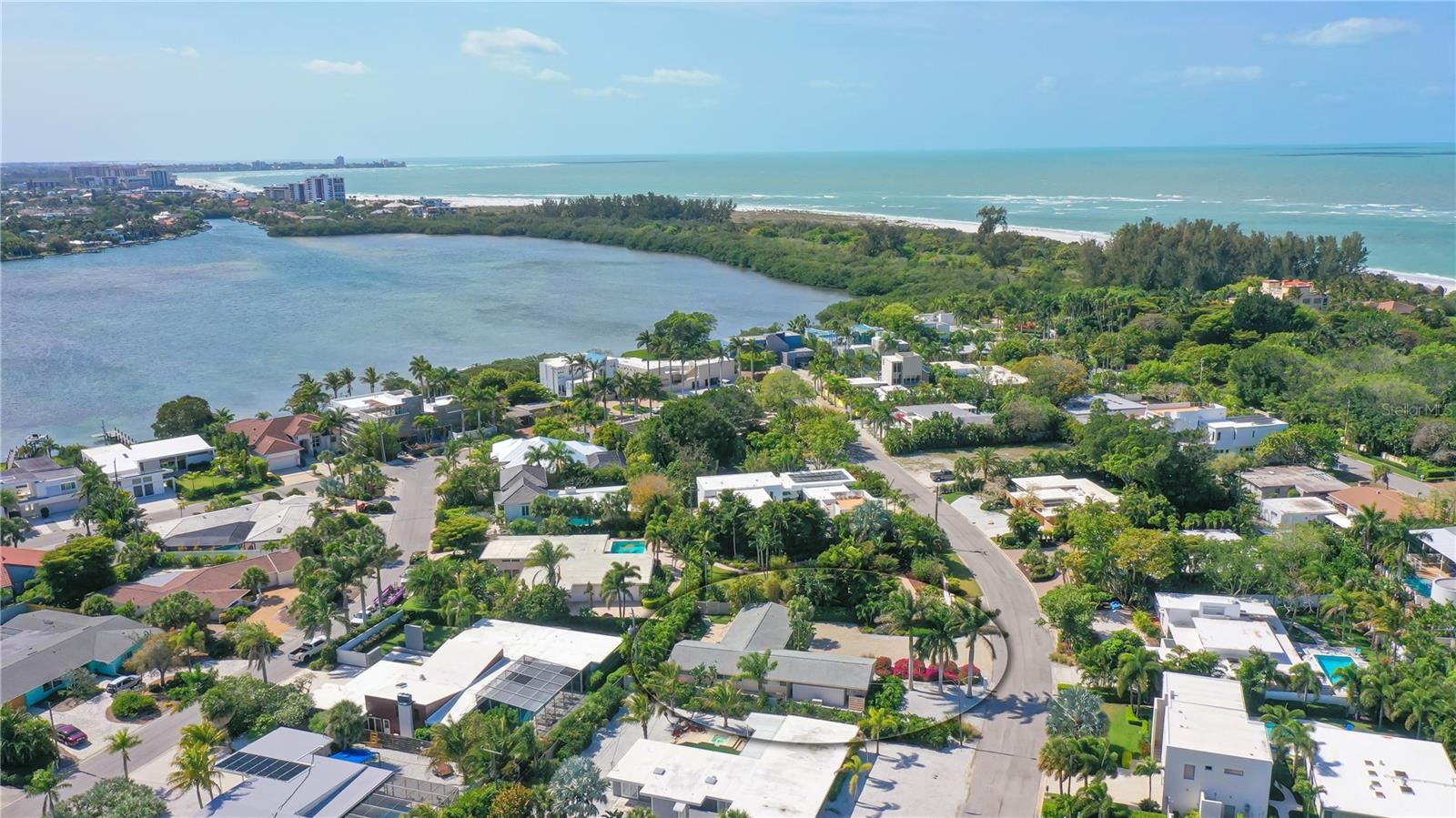 1186 CENTER PL, SARASOTA, FL, 34236