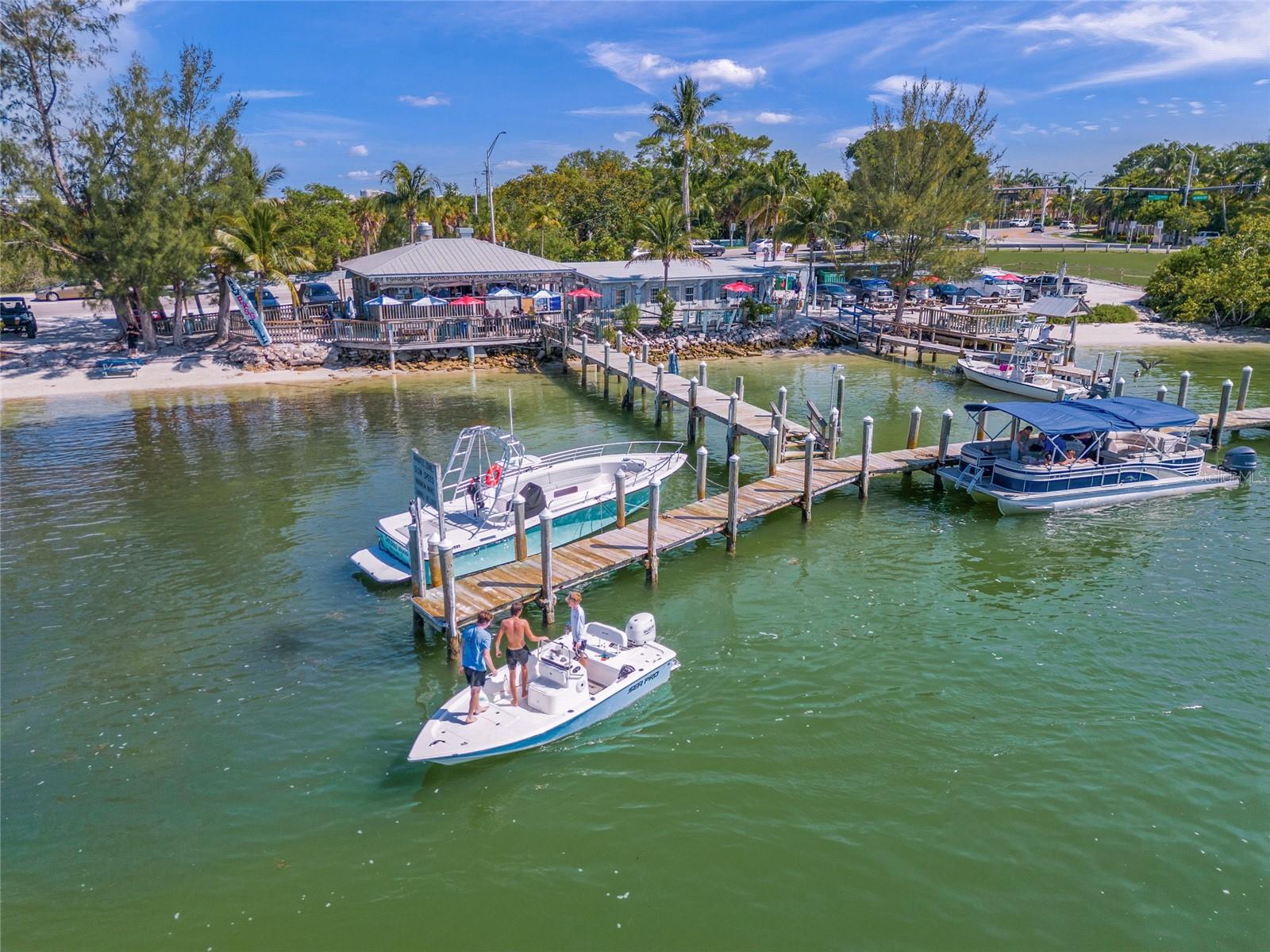 1186 CENTER PL, SARASOTA, FL, 34236