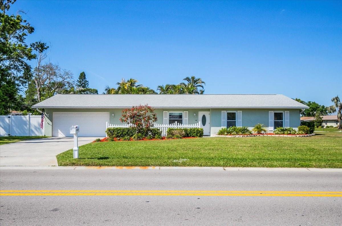 8208 17TH AVE NW, BRADENTON, FL, 34209