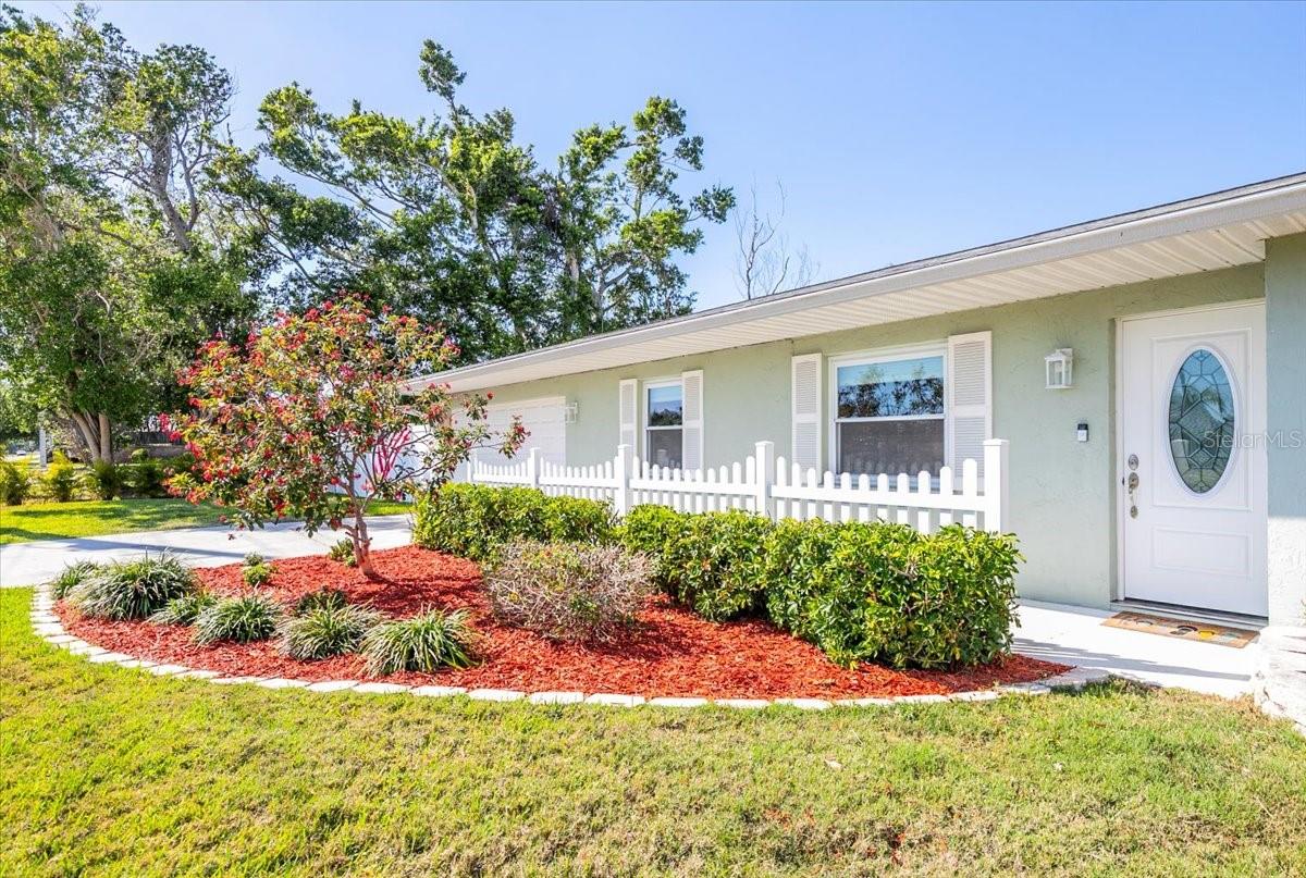 8208 17TH AVE NW, BRADENTON, FL, 34209