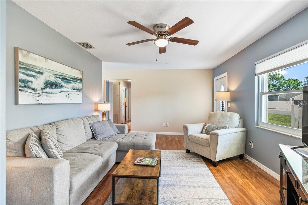 8208 17TH AVE NW, BRADENTON, FL, 34209