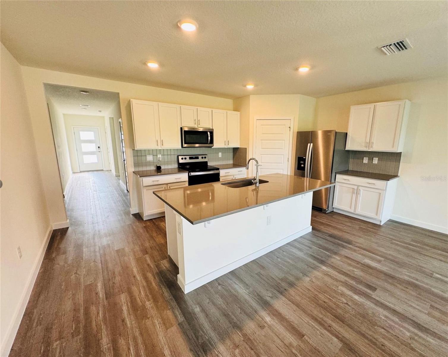 9795 CRESCENT RAY DR, WESLEY CHAPEL, FL, 33545