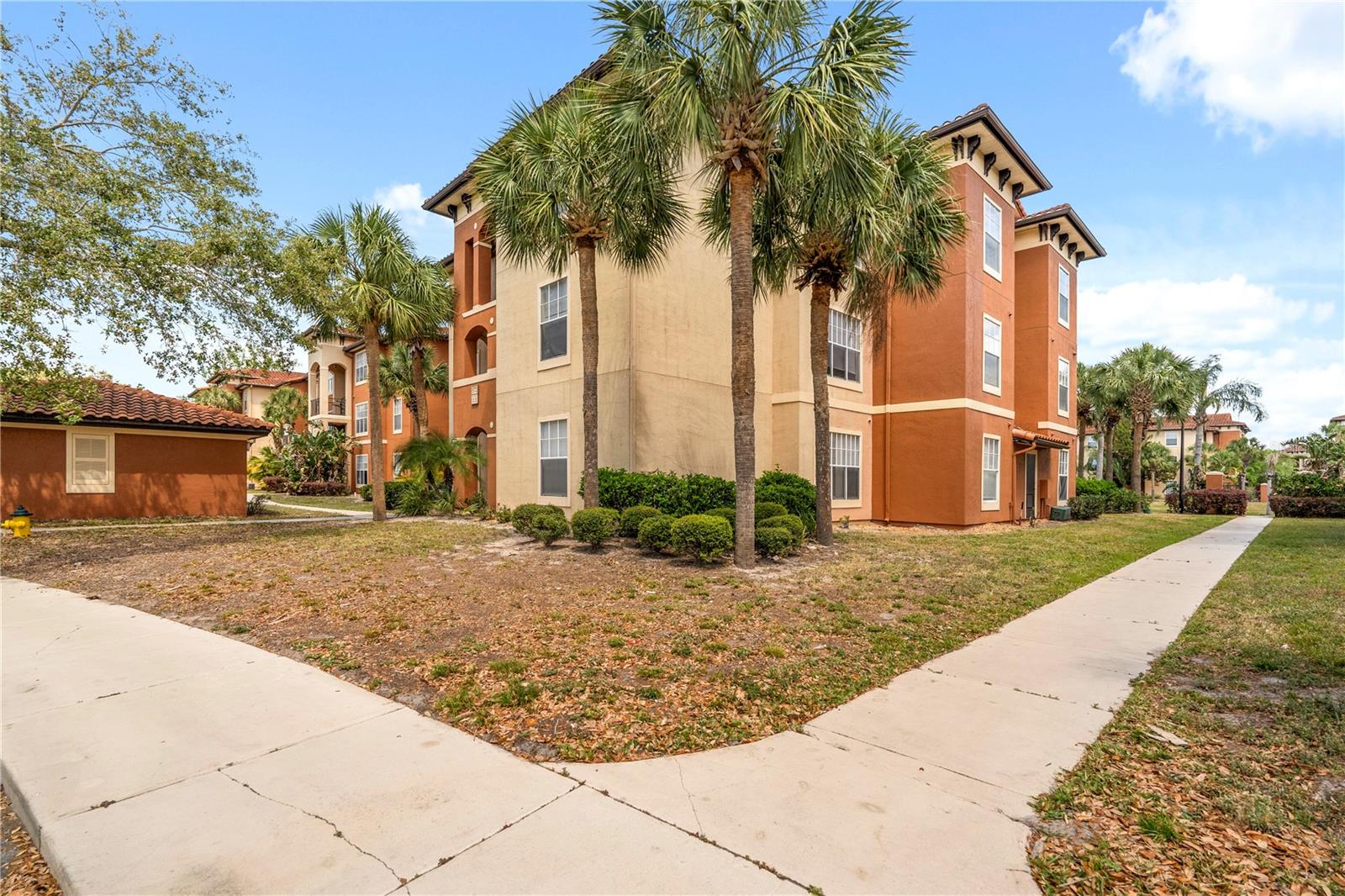 5572 METROWEST BLVD #110, ORLANDO, FL, 32811