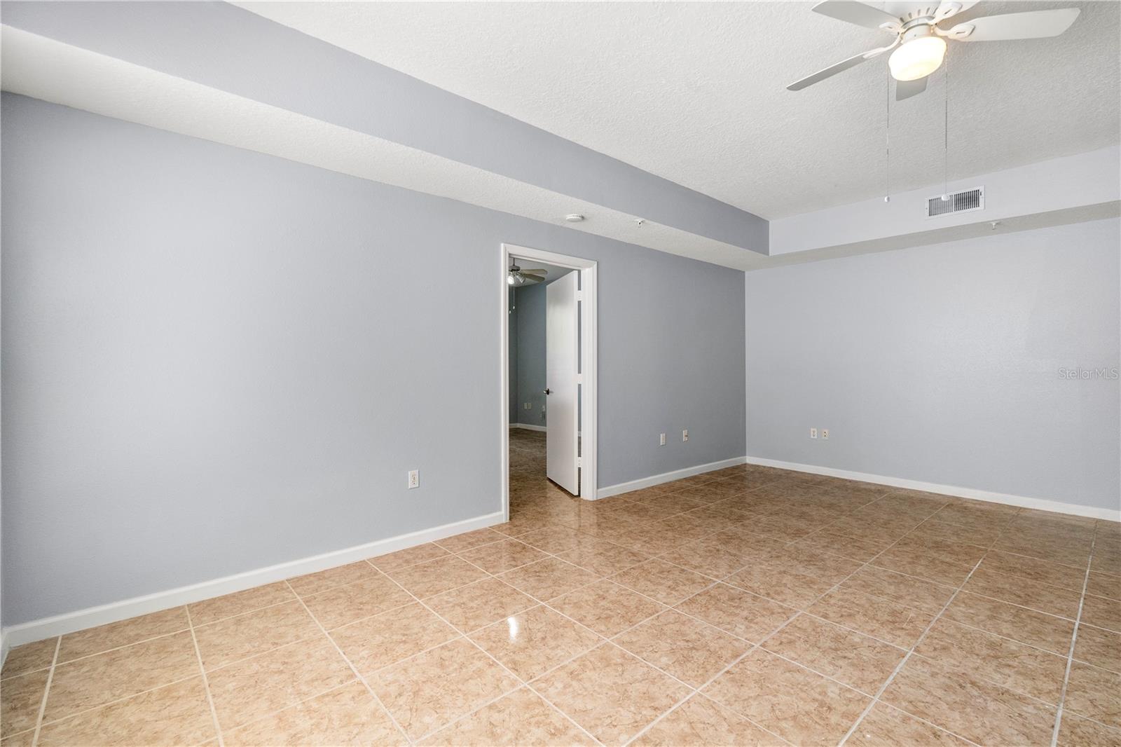 5572 METROWEST BLVD #110, ORLANDO, FL, 32811