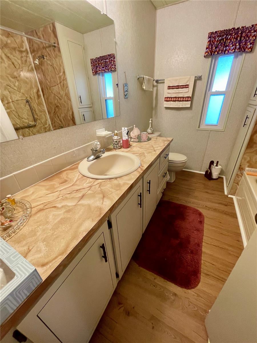 TB8368527 Property Photo