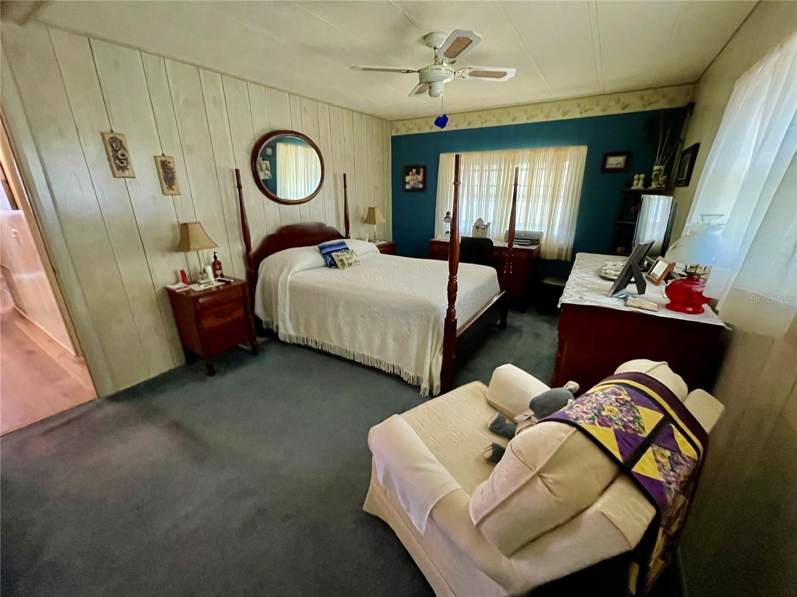 TB8368527 Property Photo