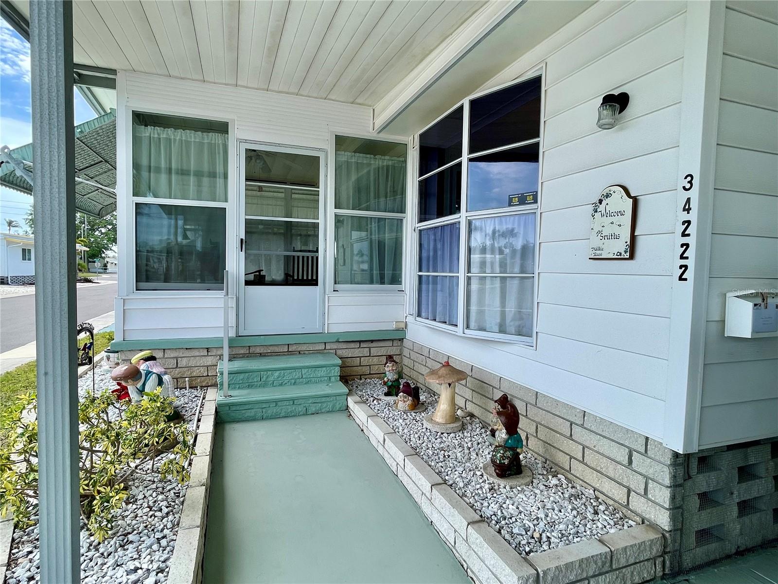 TB8368527 Property Photo