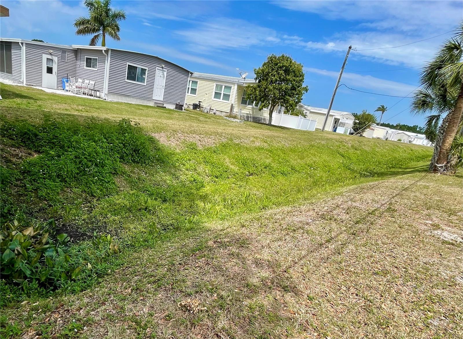 TB8368527 Property Photo