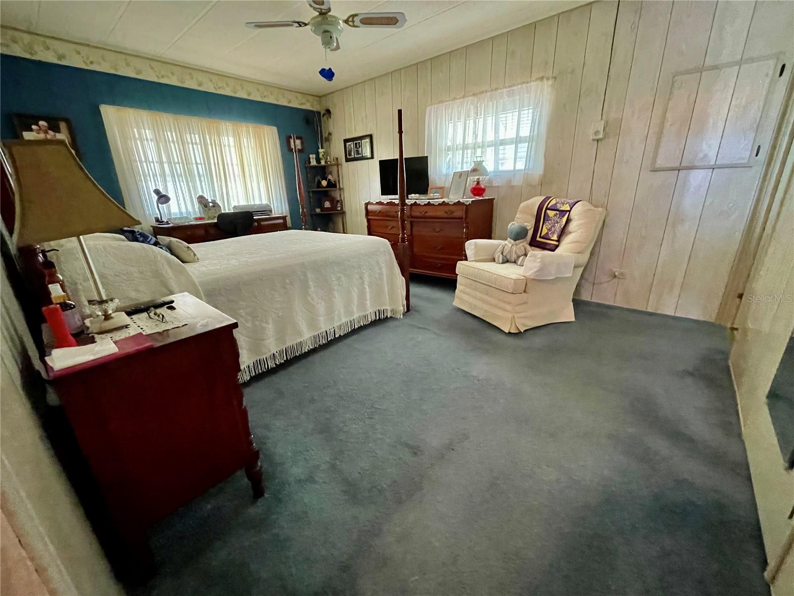 TB8368527 Property Photo