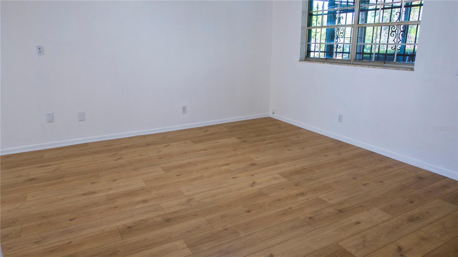 438 W KELLY PARK RD, APOPKA, FL, 32712