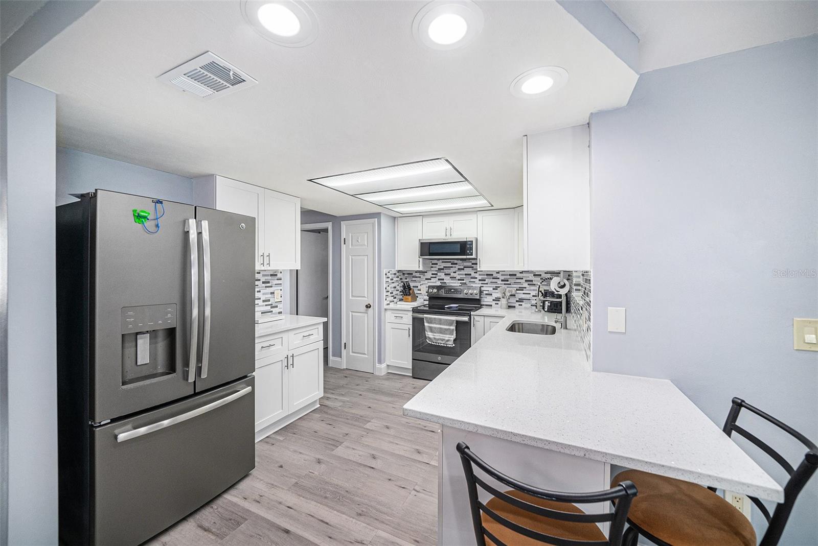 7136 ISLE DR, PORT RICHEY, FL, 34668