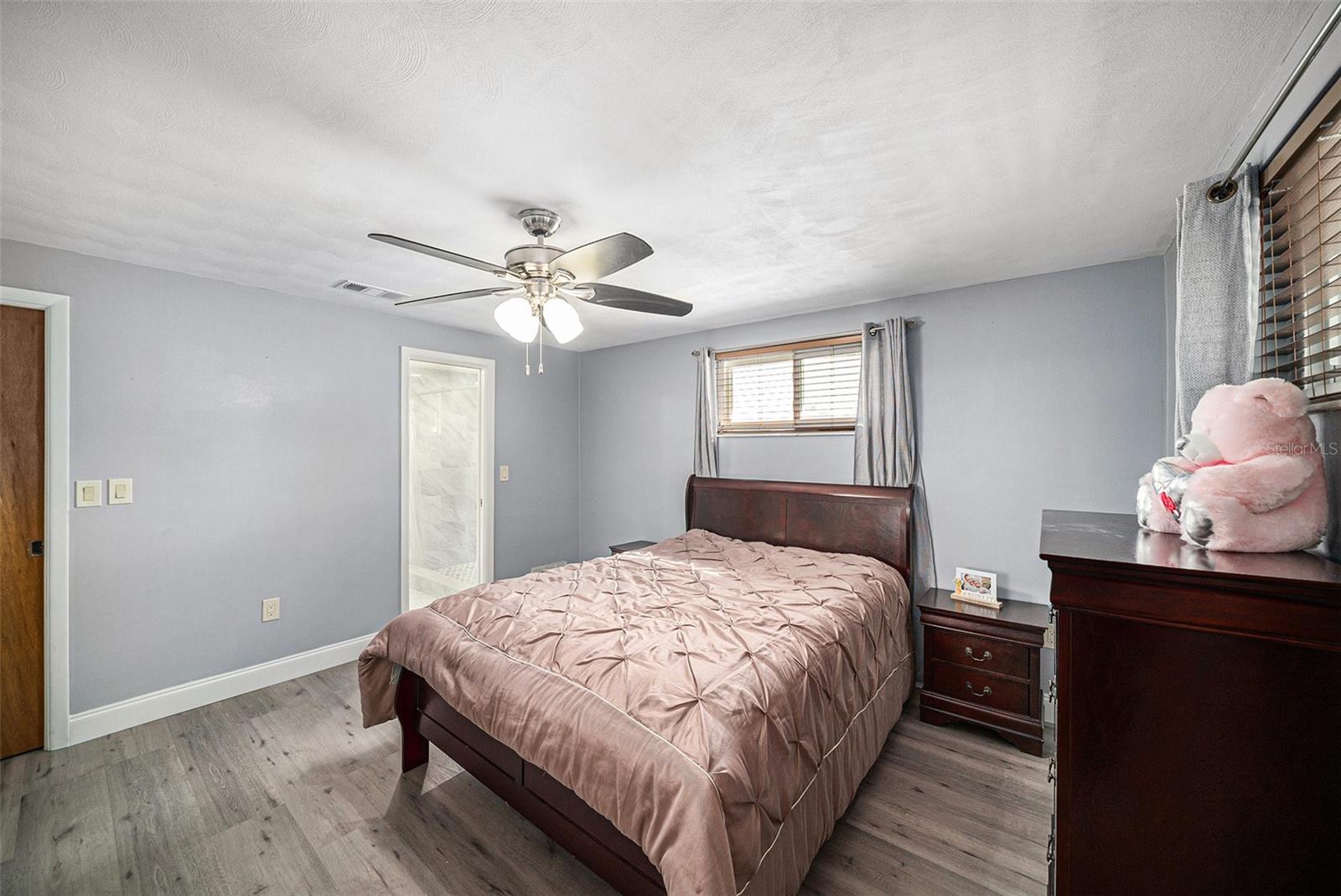 7136 ISLE DR, PORT RICHEY, FL, 34668