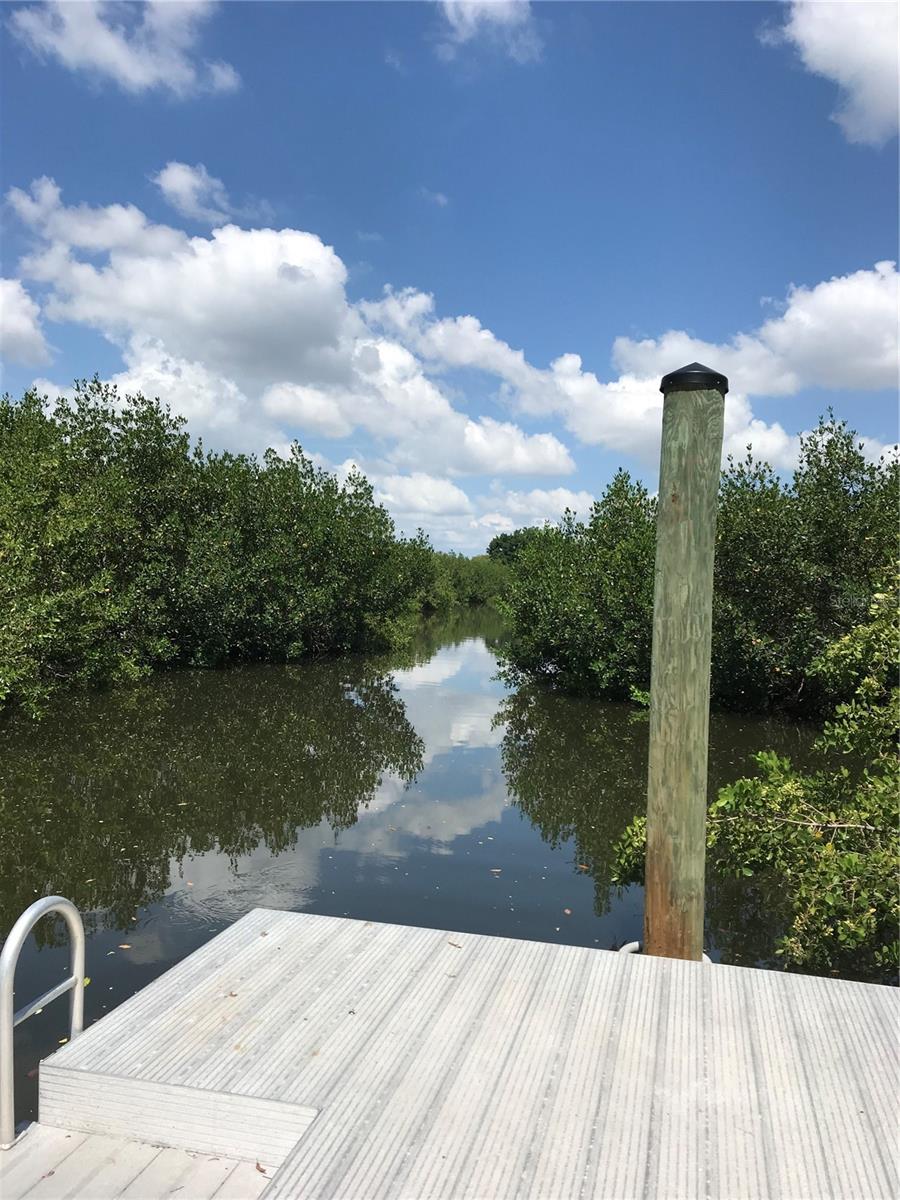 3901 30TH AVE S, ST PETERSBURG, FL, 33711