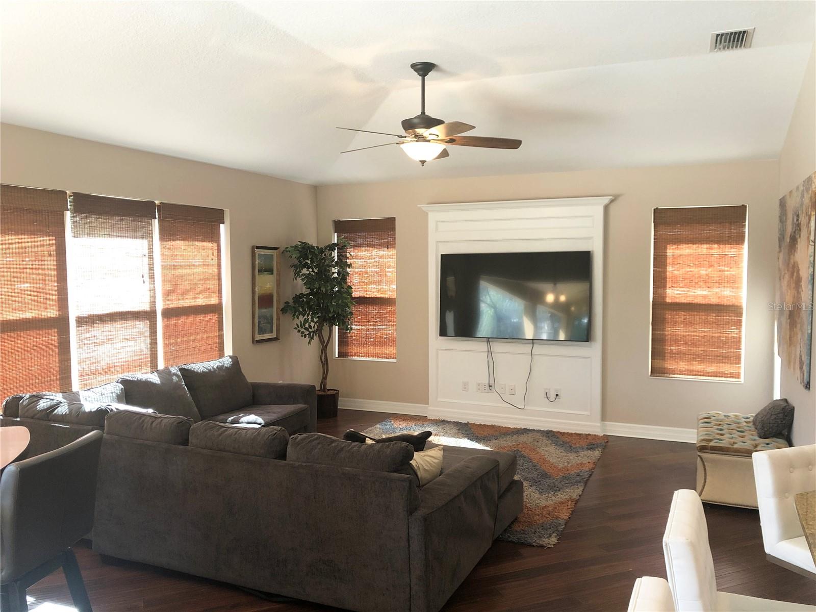 19125 SWEET CLOVER LN, TAMPA, FL, 33647