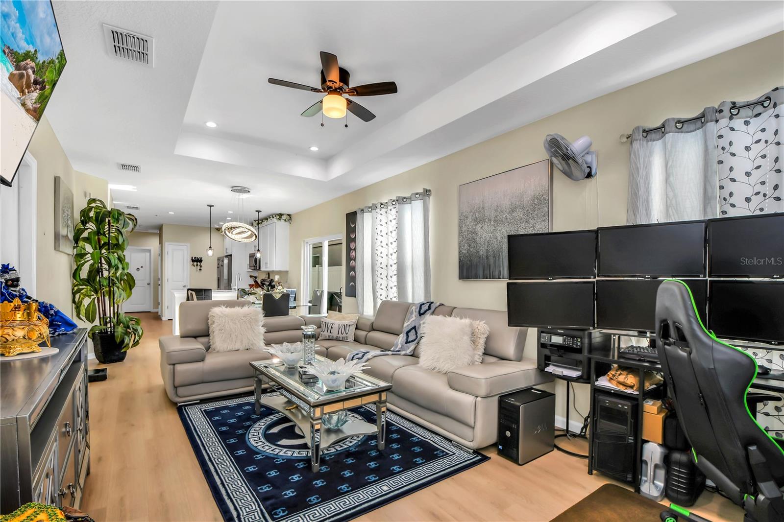 1913 BATES AVE, EUSTIS, FL, 32726