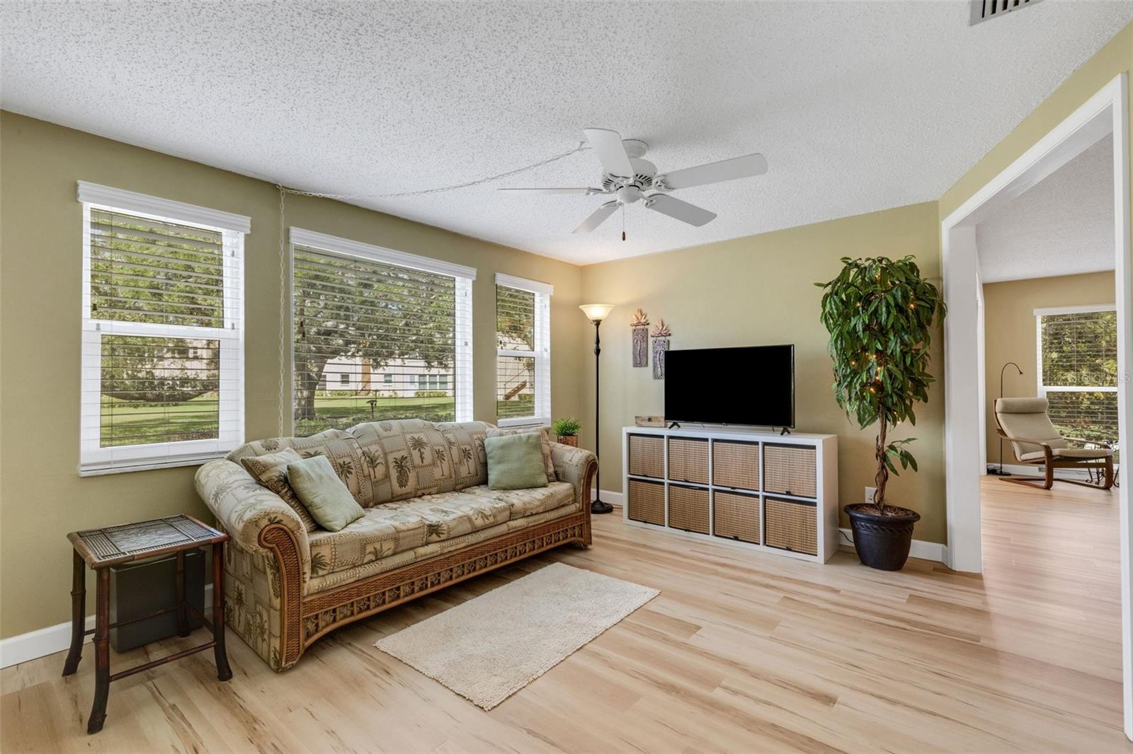 104 FERNWOOD CIR #104, SEMINOLE, FL, 33777