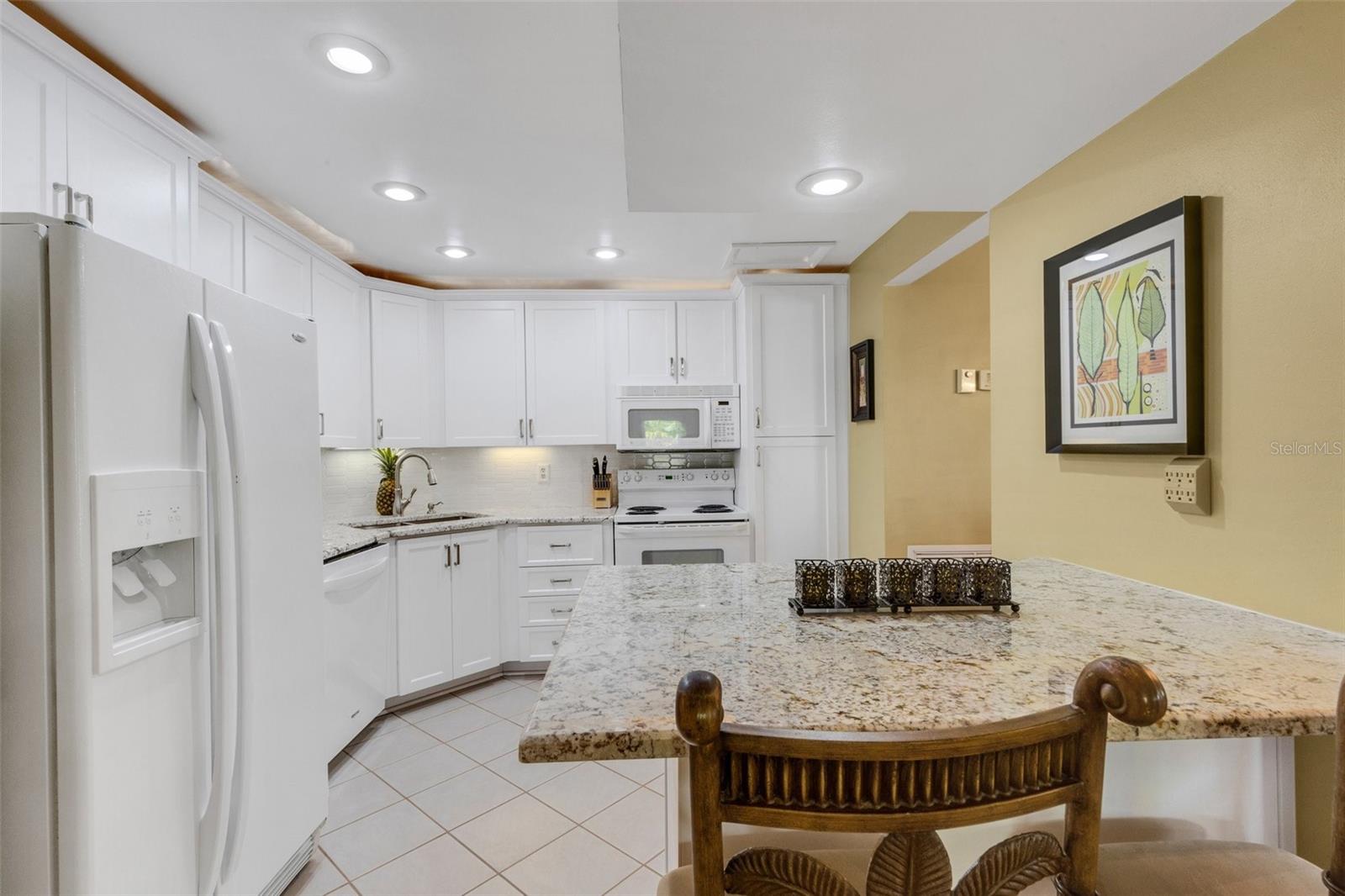 104 FERNWOOD CIR #104, SEMINOLE, FL, 33777