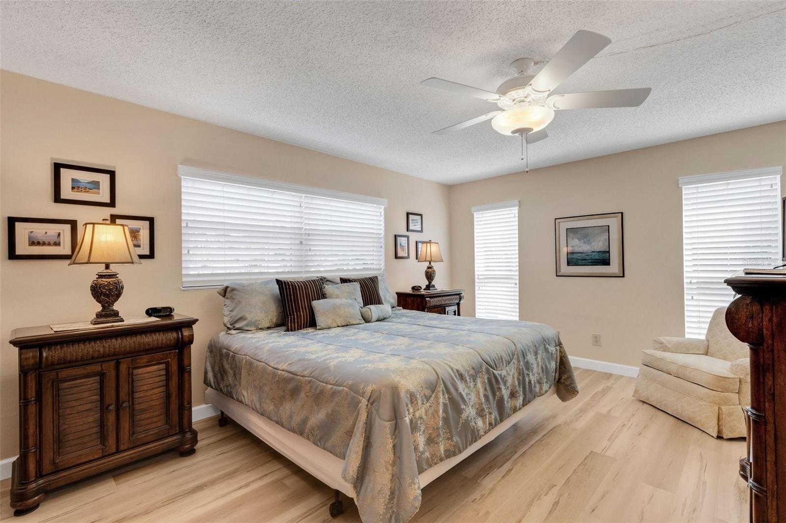 104 FERNWOOD CIR #104, SEMINOLE, FL, 33777