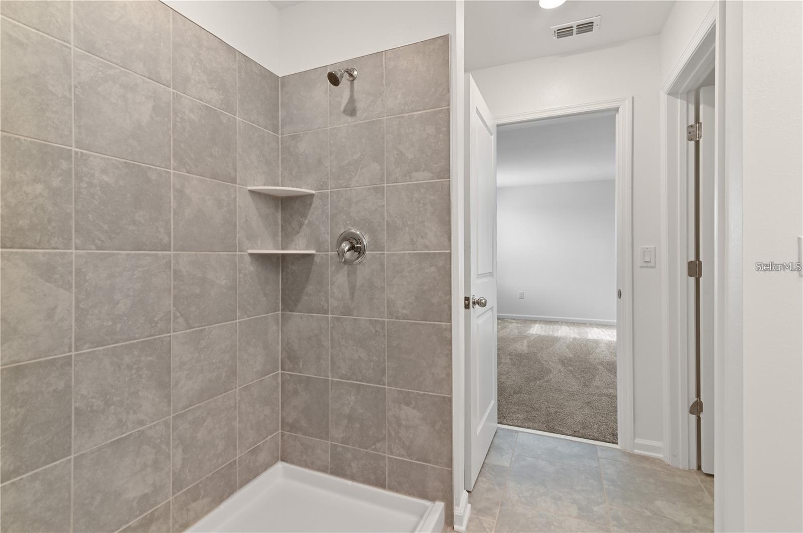 1020 HOLDEN WAY, EAGLE LAKE, FL, 33839