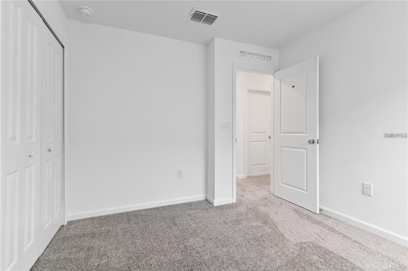 1020 HOLDEN WAY, EAGLE LAKE, FL, 33839