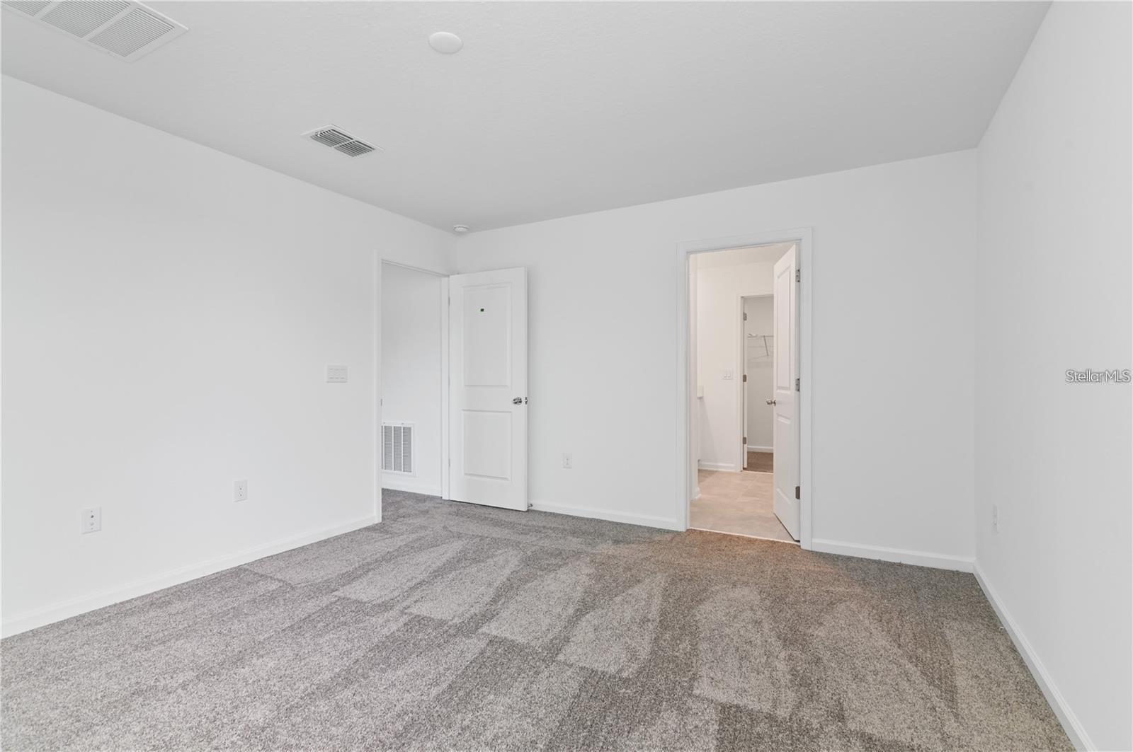 1020 HOLDEN WAY, EAGLE LAKE, FL, 33839