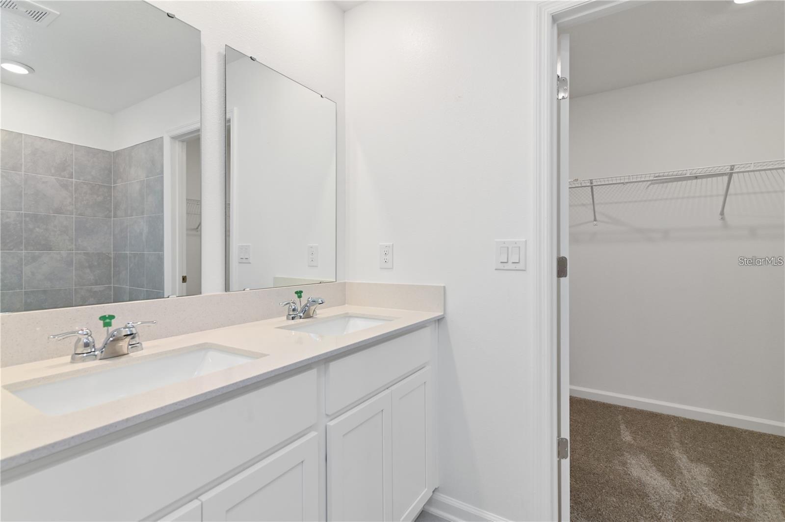 1020 HOLDEN WAY, EAGLE LAKE, FL, 33839