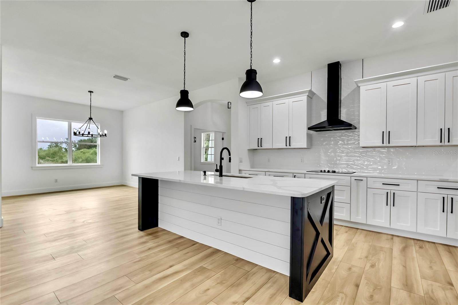 38151 SUNSET AVE, DADE CITY, FL, 33525