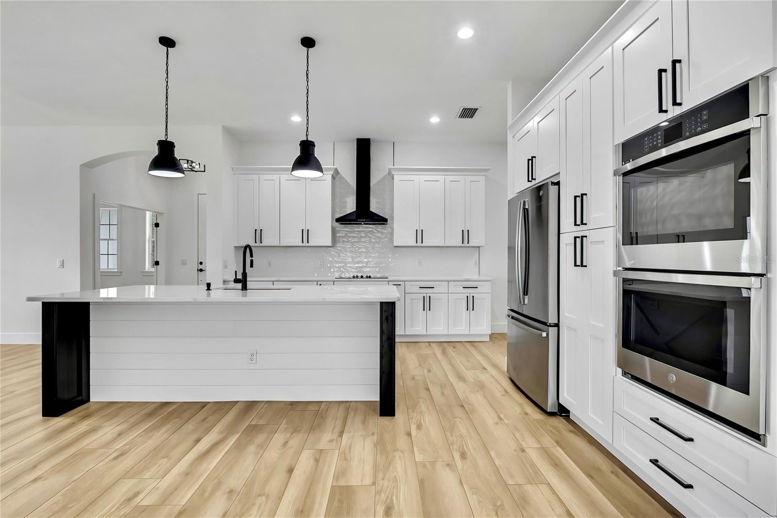 38151 SUNSET AVE, DADE CITY, FL, 33525