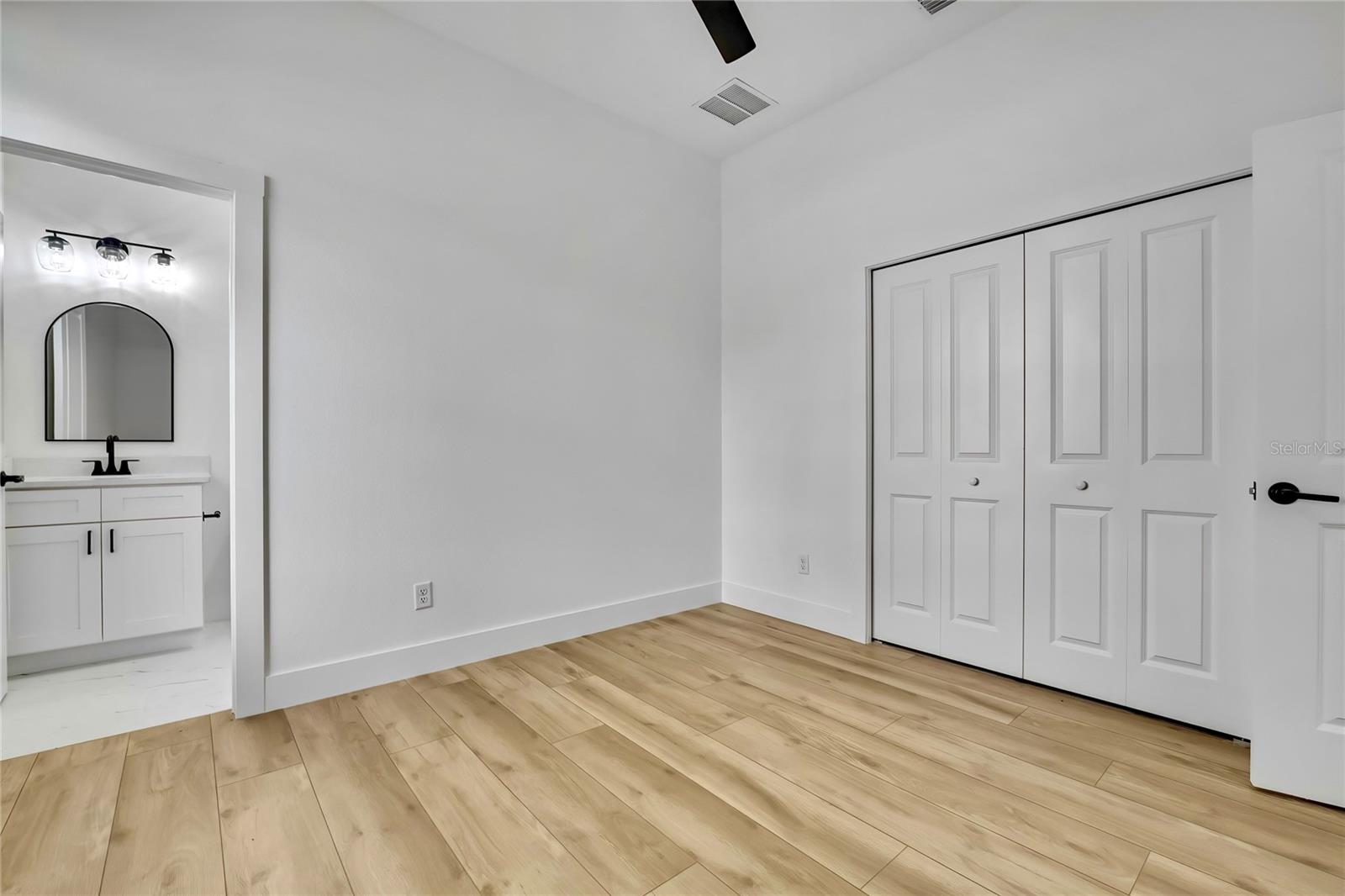 38151 SUNSET AVE, DADE CITY, FL, 33525