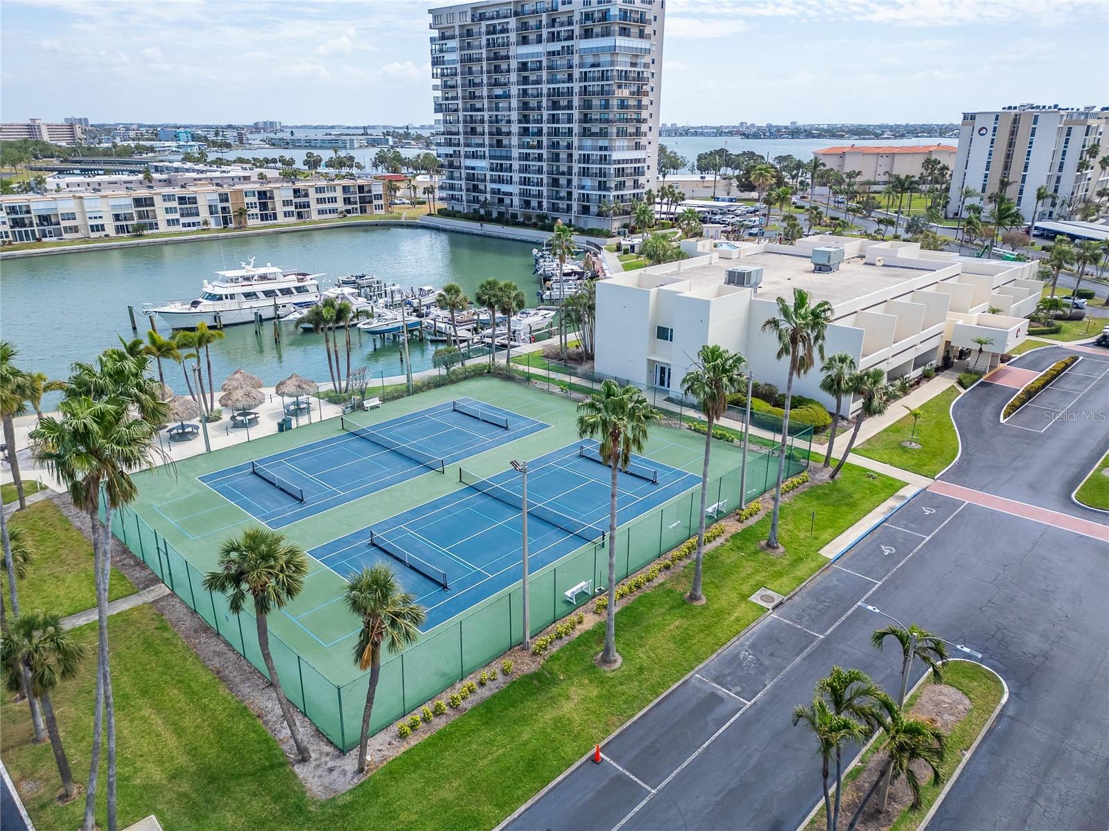 7700 SUN ISLAND DR S #107, SOUTH PASADENA, FL, 33707