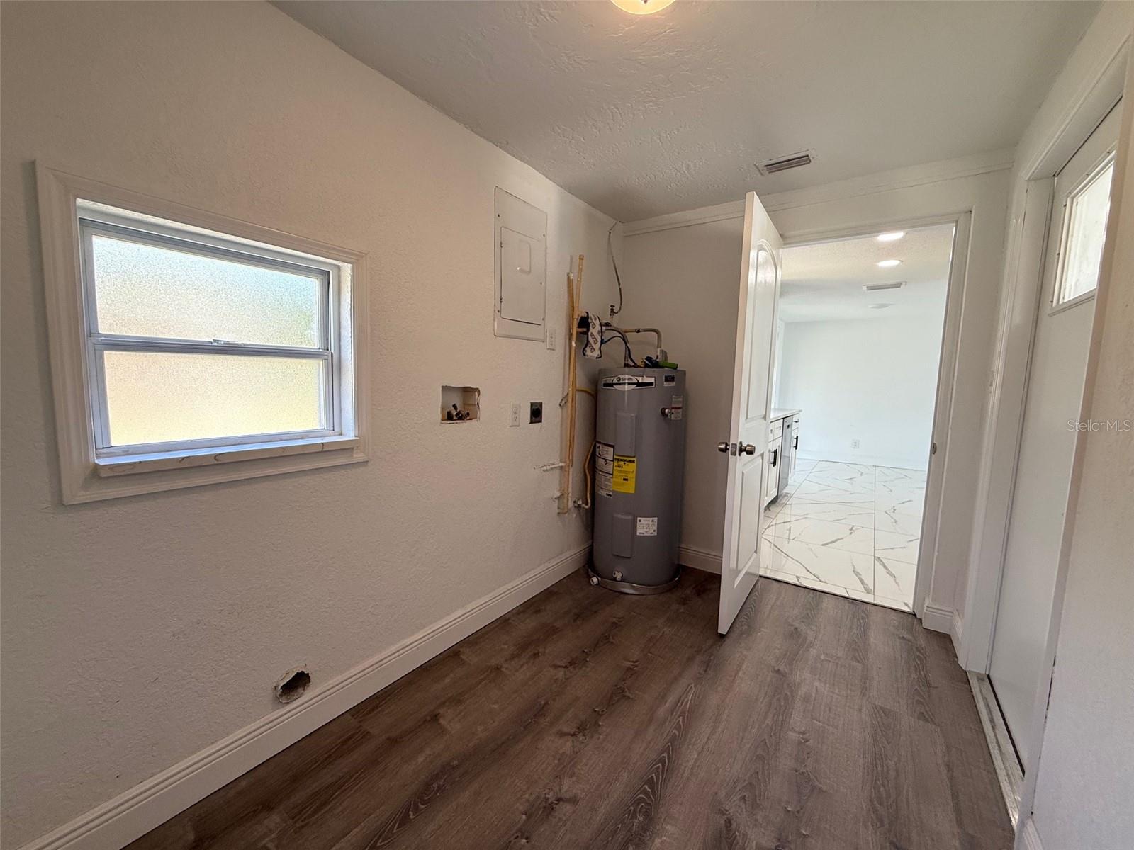 2919 BAYSHORE GARDENS PKWY, BRADENTON, FL, 34207