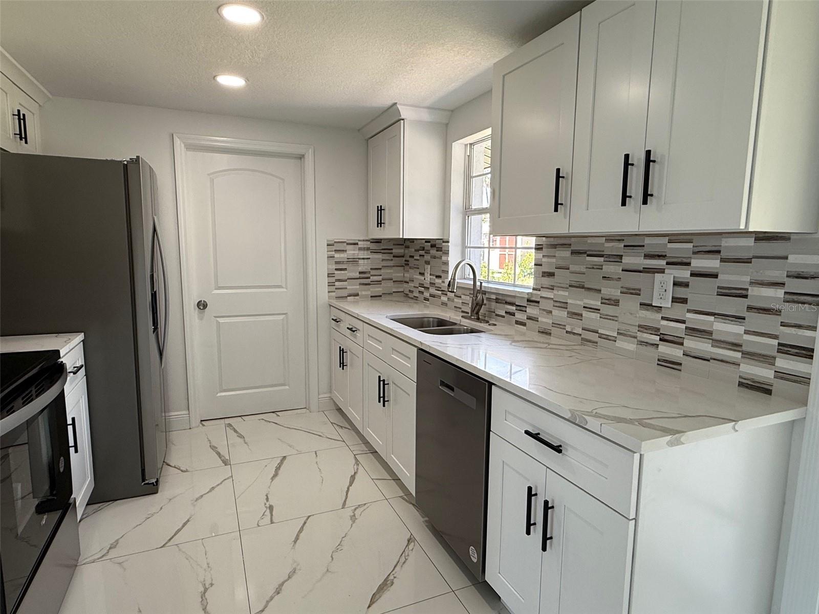 2919 BAYSHORE GARDENS PKWY, BRADENTON, FL, 34207