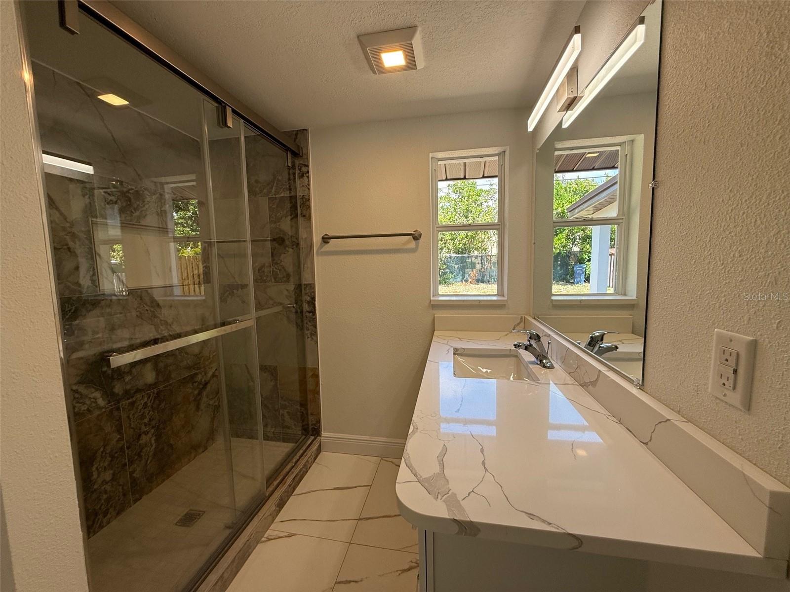 2919 BAYSHORE GARDENS PKWY, BRADENTON, FL, 34207