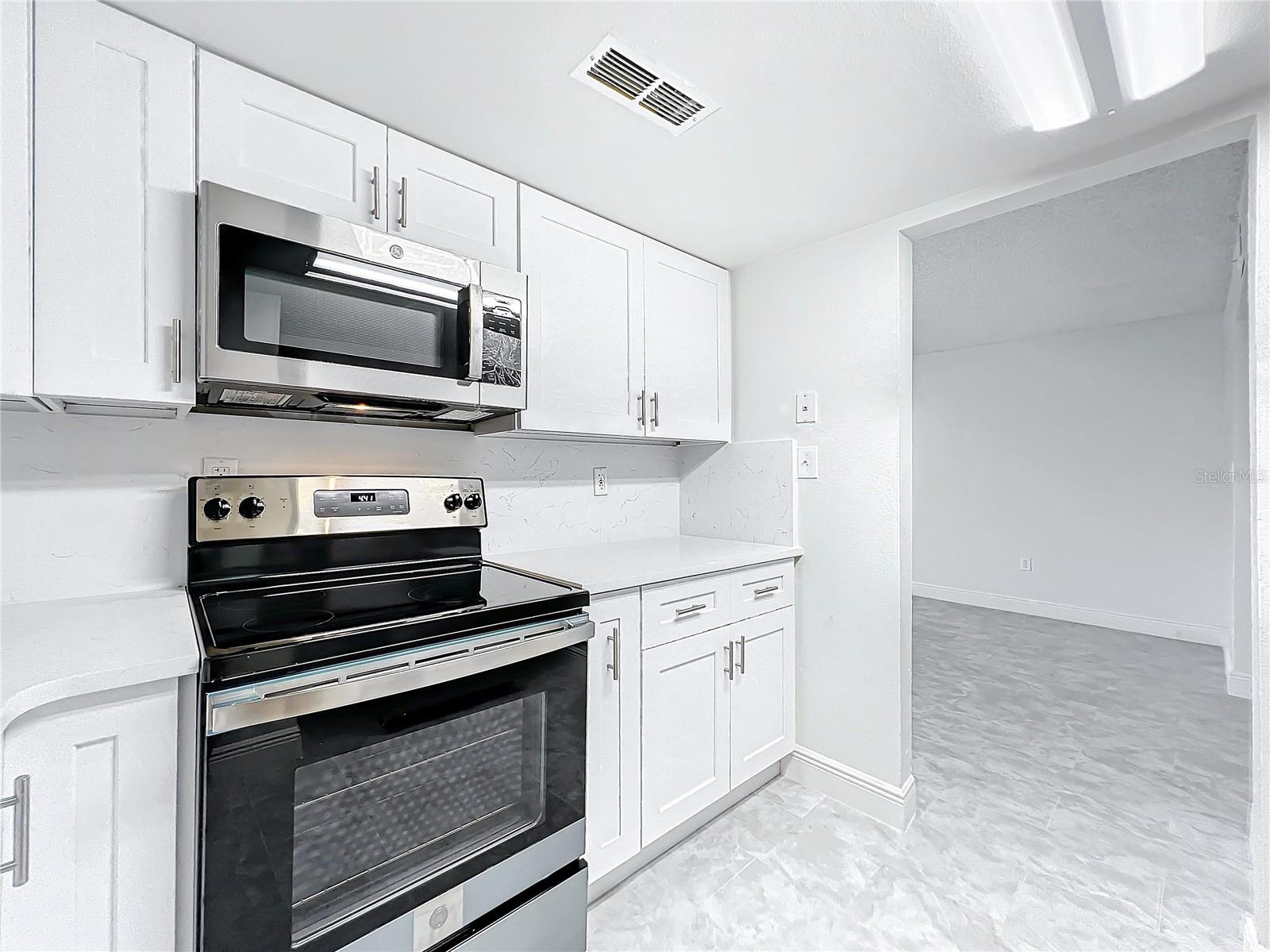 802 SKY LAKE CIR #C, ORLANDO, FL, 32809